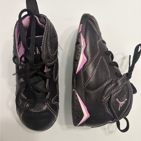 Kids Black and Purple High-Top Sneakers - Picture 7 of 12